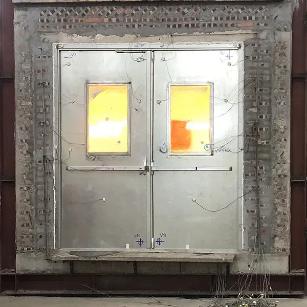 Cửa thép chống cháy một cánh có ô kính chống cháy lấy sáng