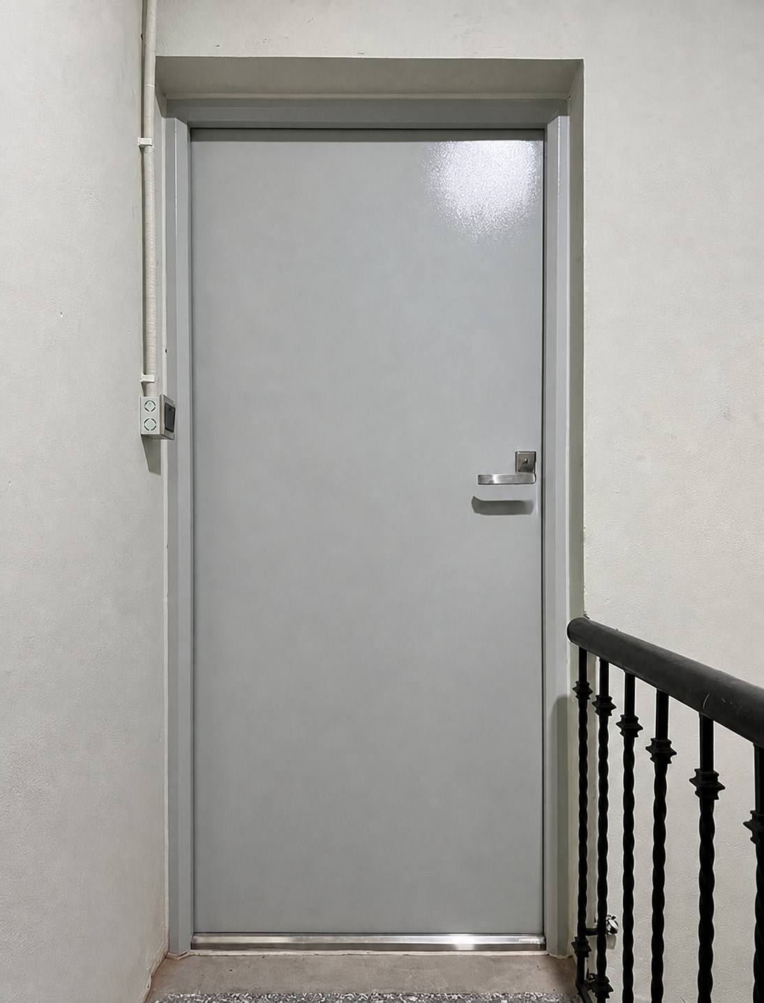 Cửa chống cháy đặc chủng trên 120 phút một cánh màu xám
