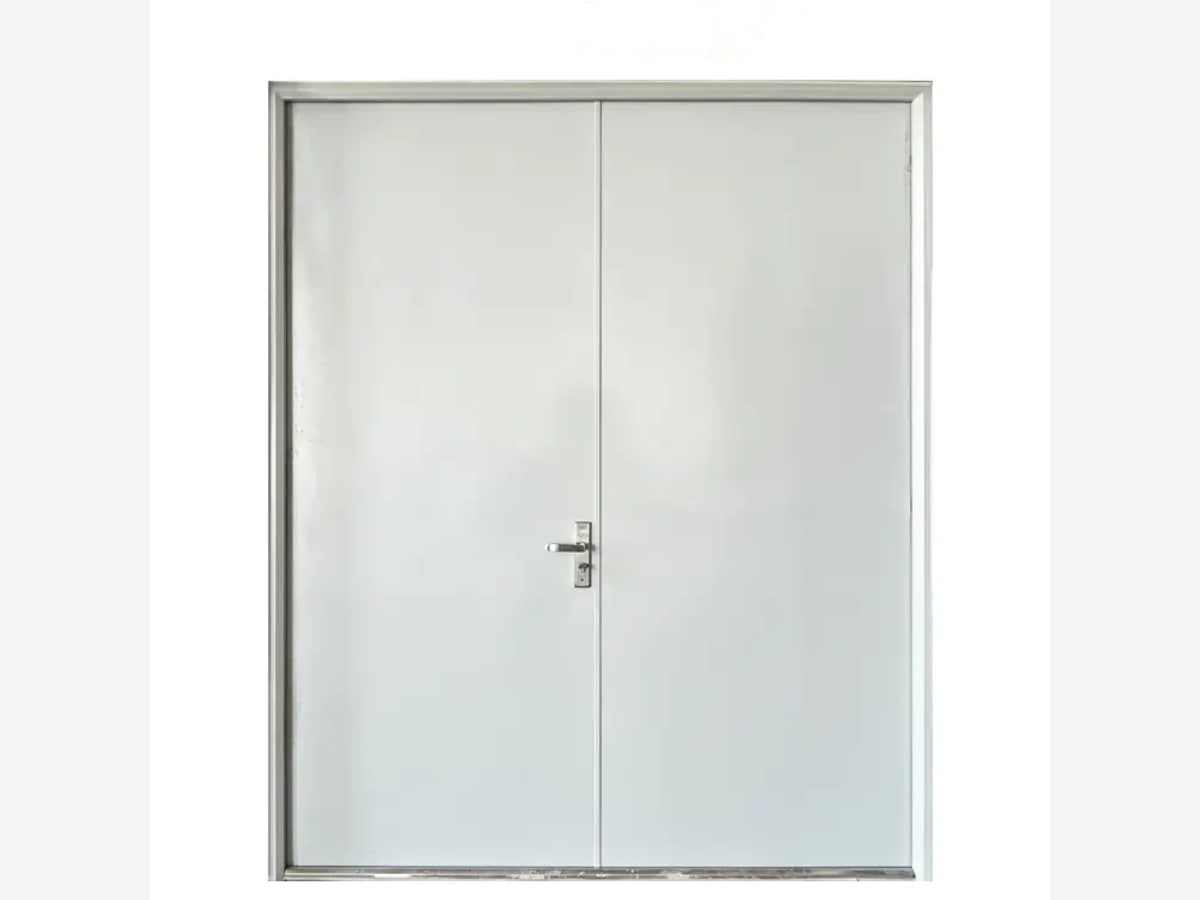 Cửa chống cháy EI60 2 cánh sơn tĩnh điện lắp tại sảnh thoát nạn tòa nhà